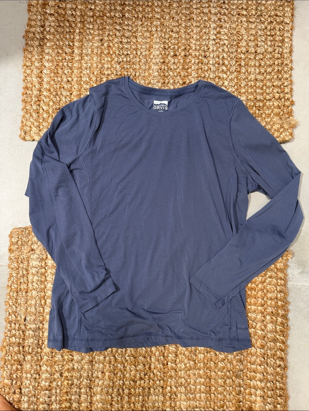 Orvis Long-Sleeve Crewneck Shirt in Navy